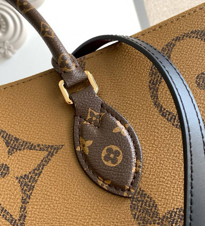 LV
ONTHEGO BIG SIZE NEW CAME GOOD QUALITY 
110 dhs🇦🇪🇦🇪

Zain295
♥️♥️♥️