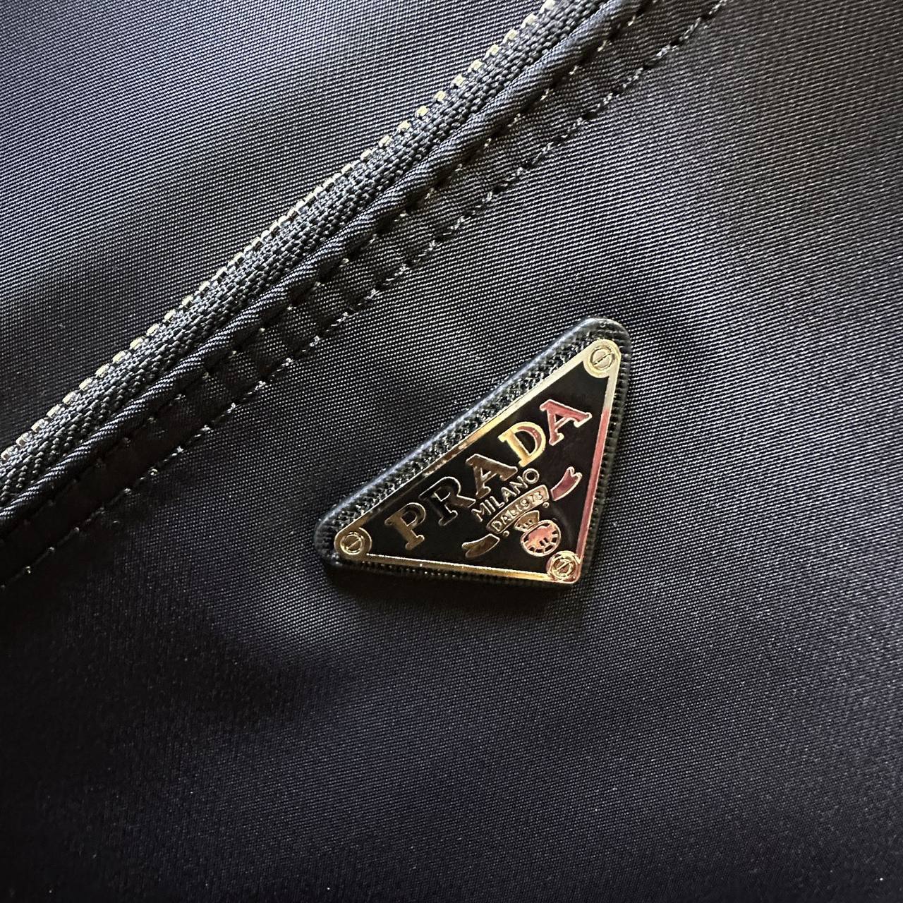 PRADA TRAVELING BAG COPY ONE 
150 dhs✅
SIZE: 55 CM

Zain39
♥️♥️♥️