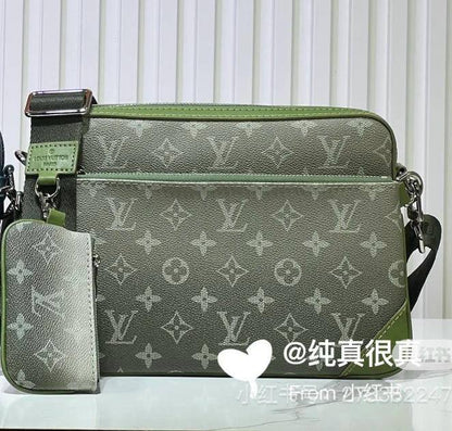LV Men's Bag

200 dhs❤️

With Box
🎁🎁🎁

Zain33
♥️♥️♥️