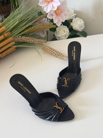 YSL
AA Quality
𝗦𝗶𝘇𝗲 𝟯𝟲 𝘁𝗼 𝟰1 
450 dhs✅

Zain298
♥️♥️♥️