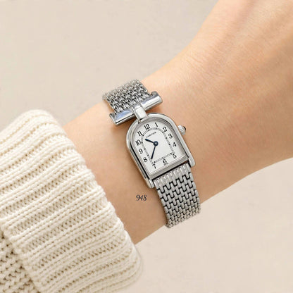 CARTIER CALANDRE WOMEN BATTERY 

21MM

280 dhs🇦🇪🇦🇪

Zain58
♥️♥️♥️
