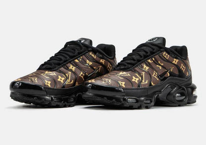 New
New 🆕 TN 
MASTER
Size 40 to 45 
170 dhs✅

Zain183
♥️♥️♥️