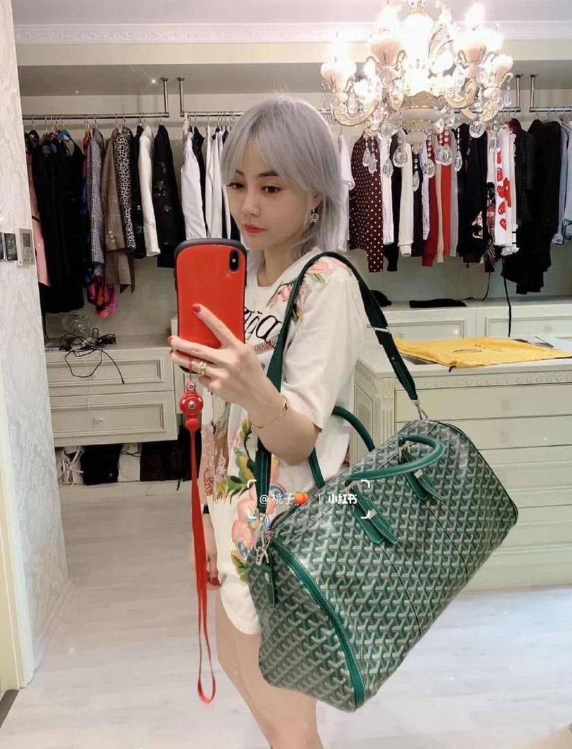 Goyard
90 dhs🪙💕
size：52cm
all color coming

Zain35
♥️♥️♥️