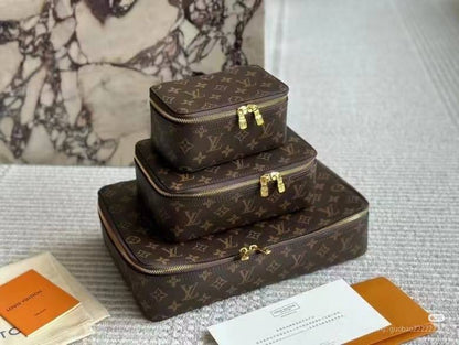 Master Bags
For Price 👇 WhatsApp✅
0568585901 
0507557372
0552275751 Owner Zain 👌

Zain10
♥️♥️♥️