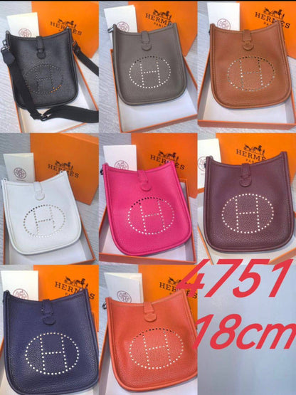 Hermes 

Good Quality 

With Box 
🎁🎁🎁

85 dhs❤️

Zain250
♥️♥️♥️