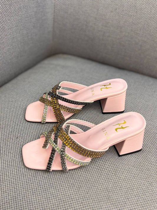 Gina 
110 dhs✅
Size 36-42

Zain55
♥️♥️♥️