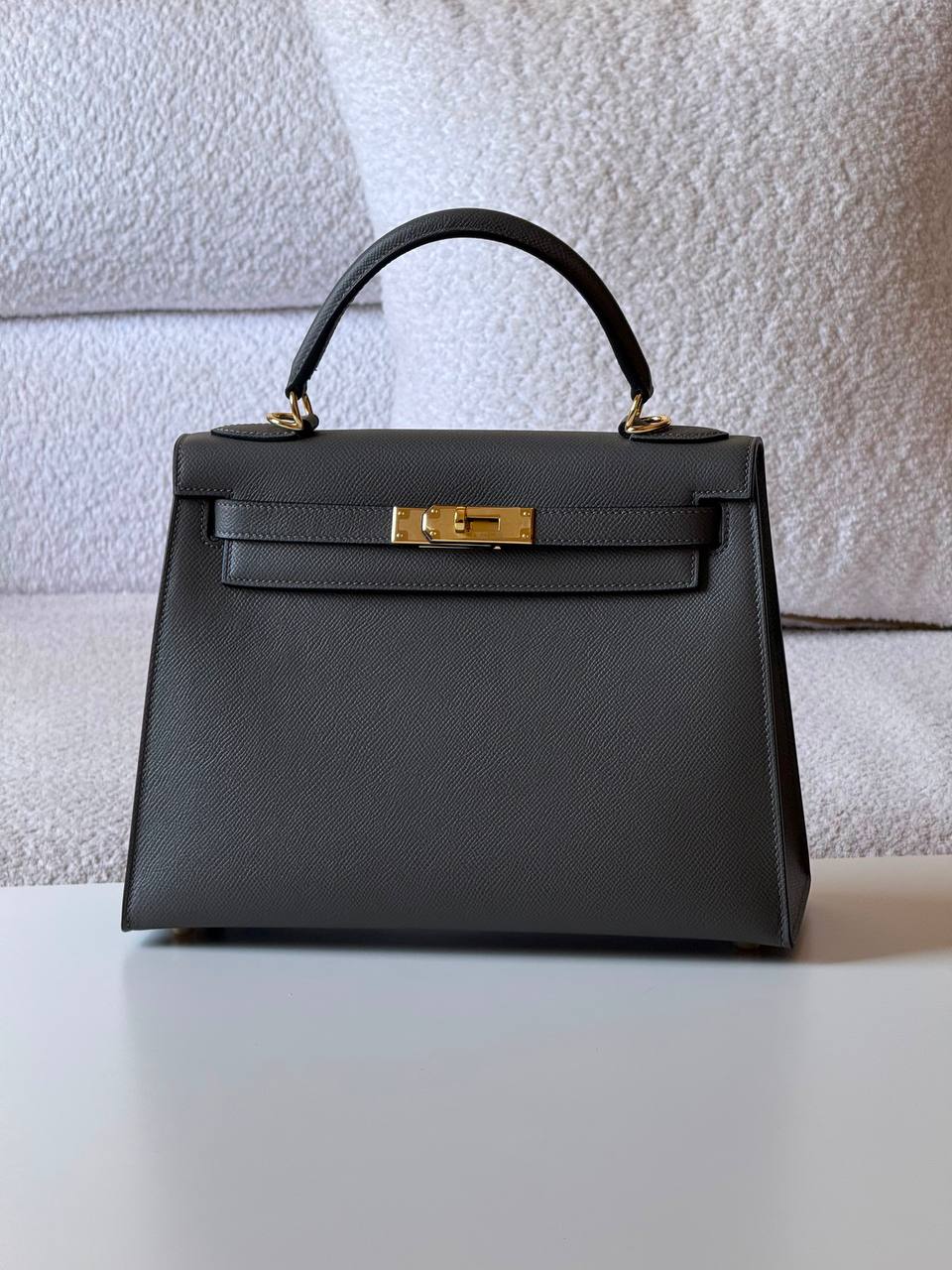 Hermes
kelly epsom 28cm💥Master quality ✅with box📦
460 dhs✅

Zain52
♥️♥️♥️