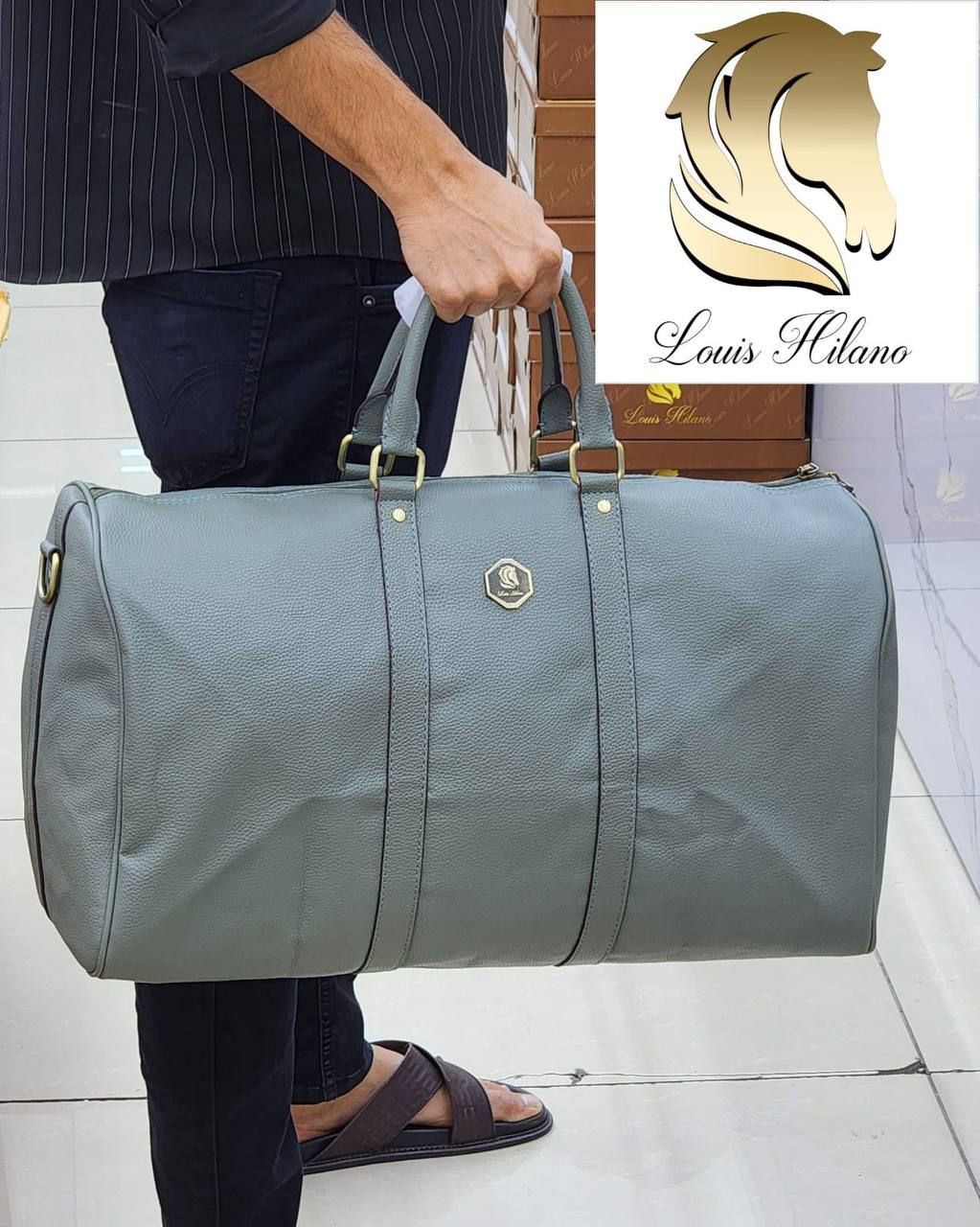 Louis Hilano travelling bag good quality 
130 dhs💓

Zain59
♥️♥️♥️