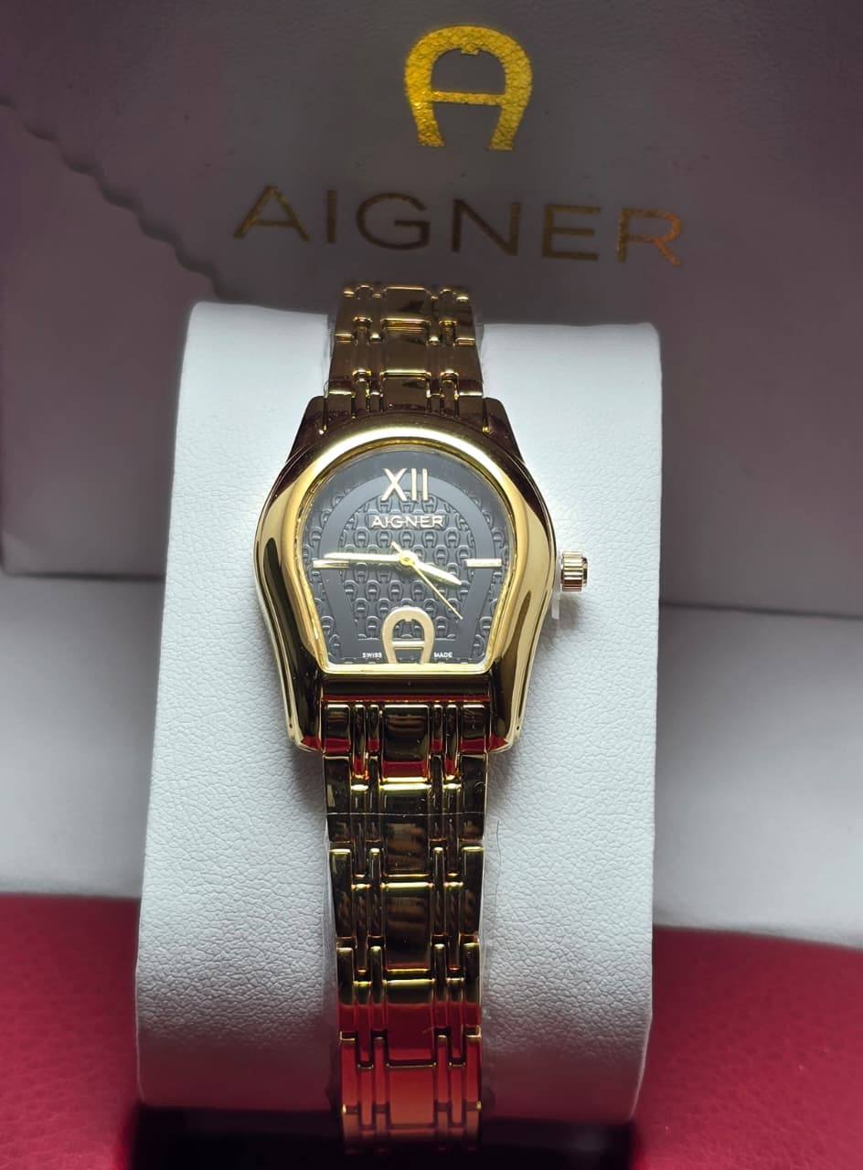 Aigner Ladies
55 dhs🪙💚

Zain29
♥️♥️♥️
