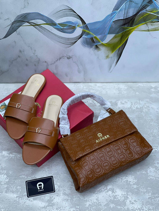 AIGNER Set.   
170 dhs❣️
Shoes size 36 to 39

Zain175
♥️♥️♥️