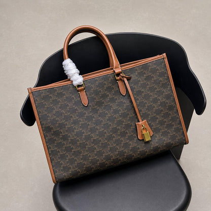 CELINE NEW CAME GOOD QUALITY 
105 dhs🇦🇪🇦🇪

Zain295
♥️♥️♥️