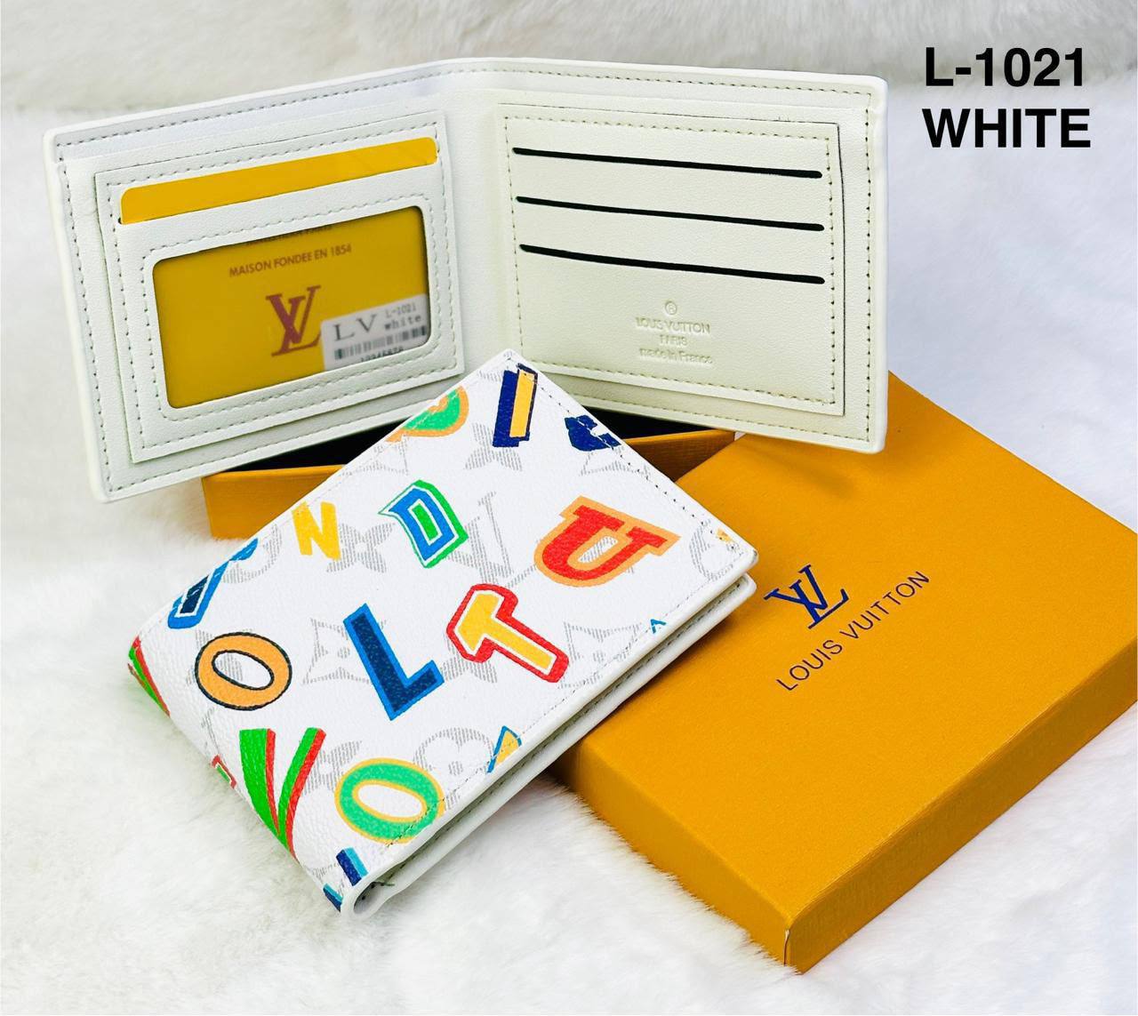 wallet
Lv
D&g
Gucci
Versace 
Montblanc

60 dhs
With box
🎁🎁🎁

Zain182
♥️♥️♥️