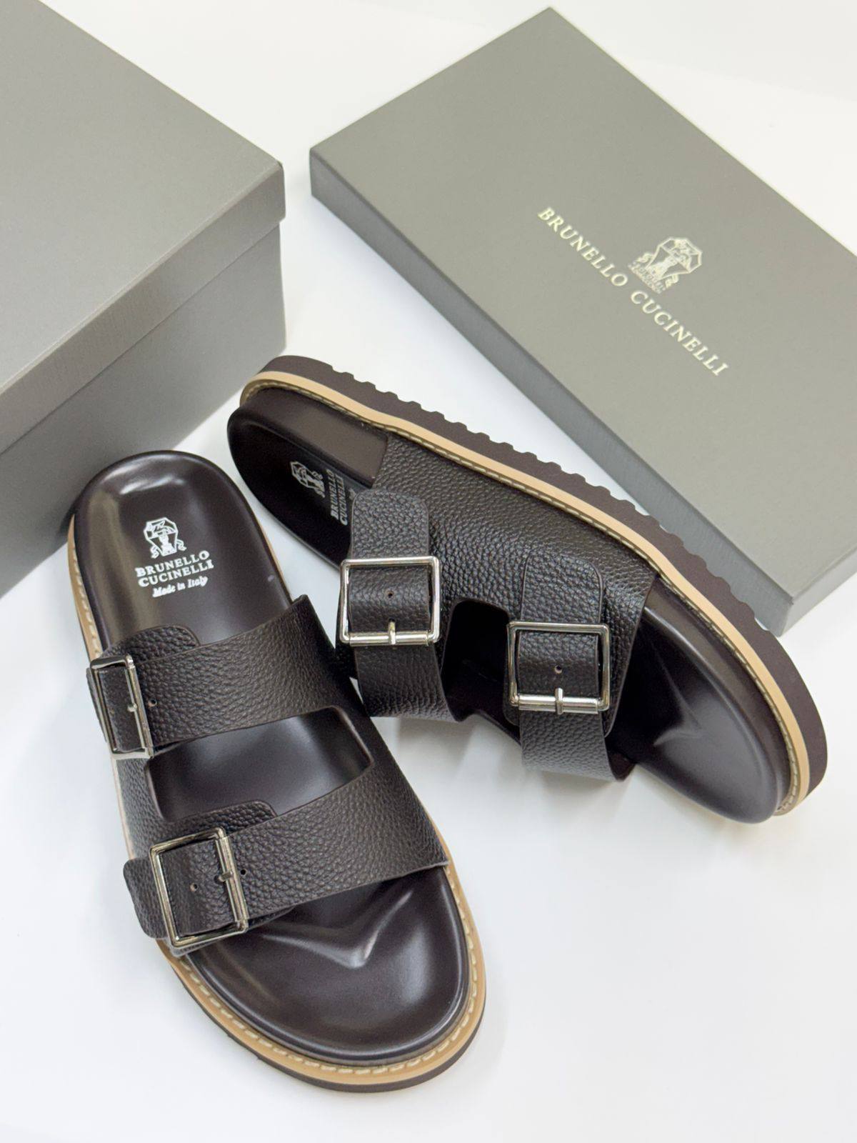 NEW CAME
MEN SLIPPER
BRUNELLO CUCINELLI
GOOD QUALITY
105 dhs🌺
39 TO 46

Zain40
♥️♥️♥️