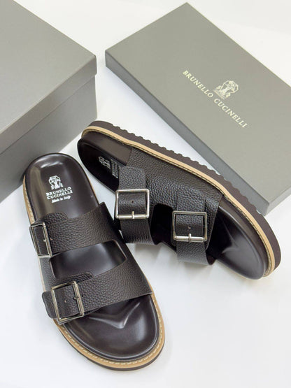 NEW CAME
MEN SLIPPER
BRUNELLO CUCINELLI
GOOD QUALITY
105 dhs🌺
39 TO 46

Zain40
♥️♥️♥️