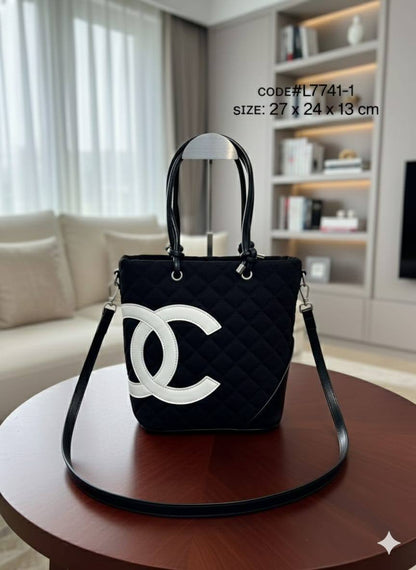 CHANEL ᴄᴀᴍʙᴏɴ
ᴘᴇᴛɪᴛᴇ sʜᴏᴘᴘɪɴɢ ʙᴀɢ
sᴜᴀᴅᴇ ᴍᴀᴛᴇʀɪᴀʟ
sɪʟᴠᴇʀ ʜᴀʀᴅᴡᴀʀᴇ
ᴡɪᴛʜ ʟᴏɴɢ ʙᴇʟᴛ sᴛʀᴀᴘ
sɪᴢᴇ: 27 cm

75 dhs✅

Zain31
♥️♥️♥️