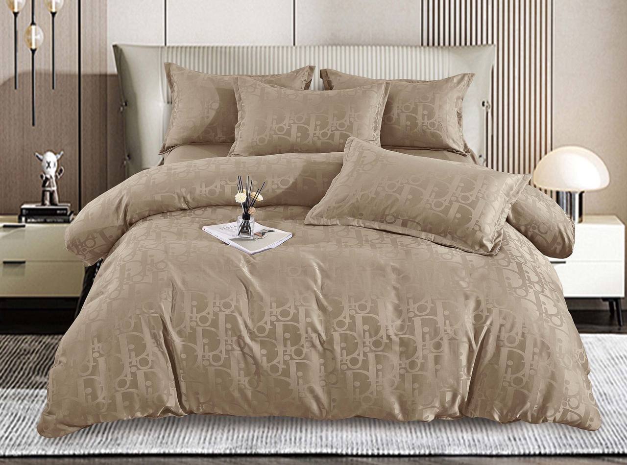 New collection 
Master 💥💥
Comfort set
100 %
Silk 
King size comfort 6pcs set 
1 comfort 240/220
1 fitted sheets 200/200+30
4 pillowcases 75/50
170 dhs🇦🇪

Zain99