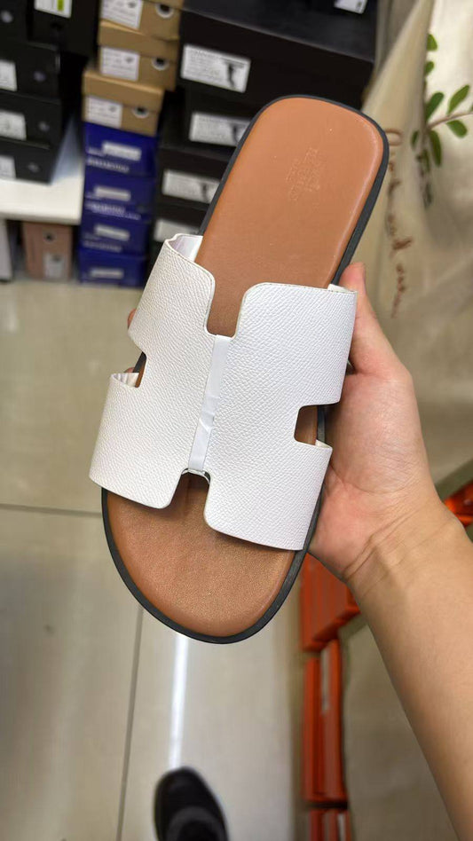 Hermes

Size 40-46

100 dhs❣️

Zain145
♥️♥️♥️