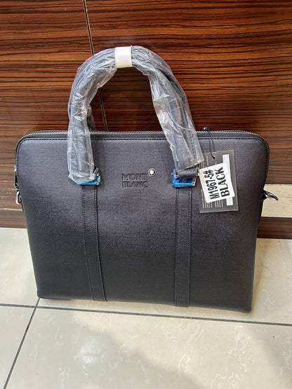 Laptop bag 
85 dhs💓

Zain190
♥️♥️♥️
