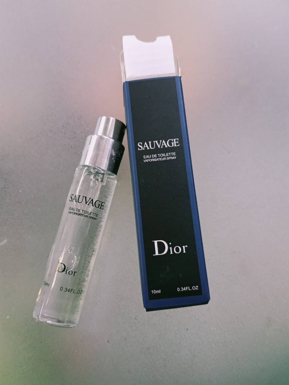 PERFUMES MINI 

10 ML 
20 dhs🇦🇪🇦🇪

Zain01
♥️♥️♥️