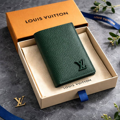 Lv master quality wallet 

with box
🎁🎁🎁

90 dhs💓

Zain59
♥️♥️♥️