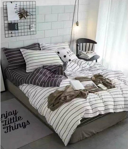 Comfort set
💛Single 4pcs set
1 comfort 
1 bedsheets 
2 pillowcases 
100 dhs🇦🇪🇦🇪

Zain99
♥️♥️♥️