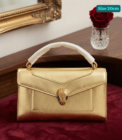 Bvlgari
120 dhs🇦🇪🇦🇪

Zain186
♥️♥️♥️