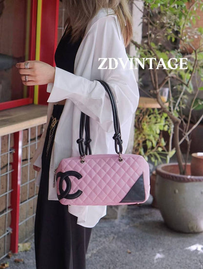 CHANEL 

COPY ONE 

NEW CAME 

130 dhs🪙🖤

Zain39
♥️♥️♥️