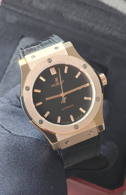 Hublot watch for men 
good quality automatic 
210 dhs💓

Zain59
♥️♥️♥️