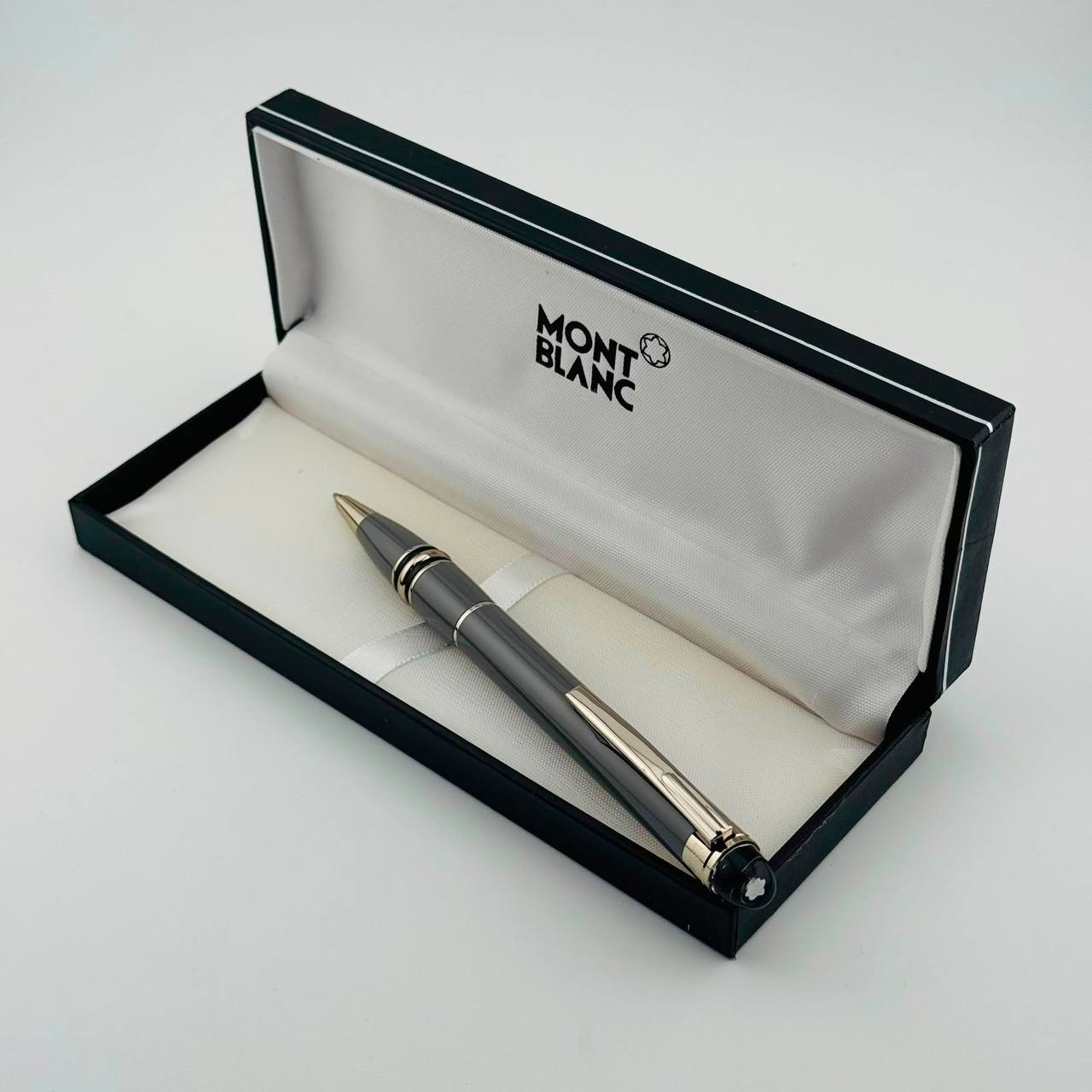 Pen
 
Good quality 

50 DHS🇦🇪🇦🇪

Zain182
♥️♥️♥️