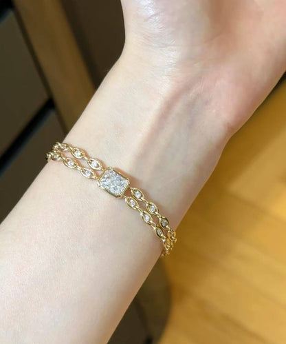 APM
New arrival 
Full set master💕
350 dhs🪙💚

Zain263
♥️♥️♥️