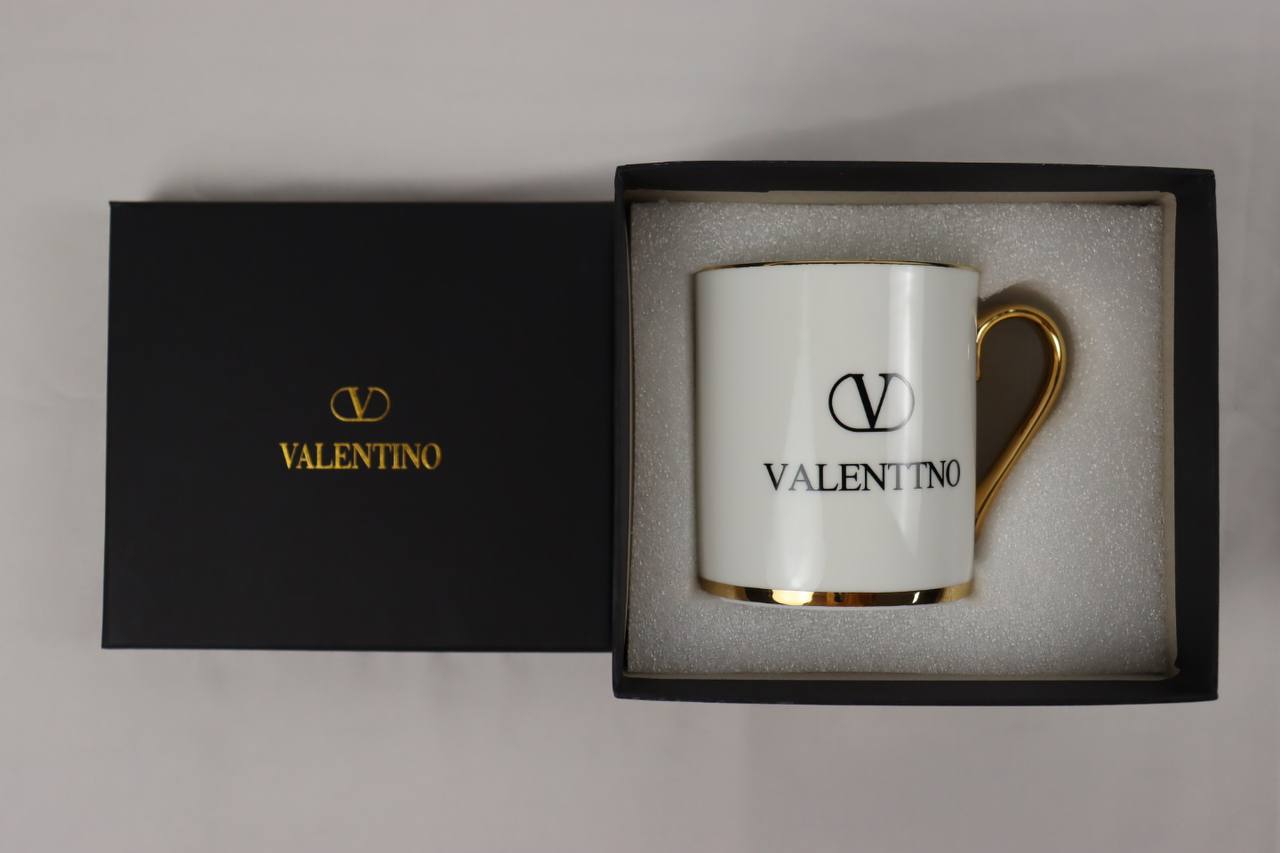 Branded mugs 

75 dhs

Zain205
♥️♥️♥️