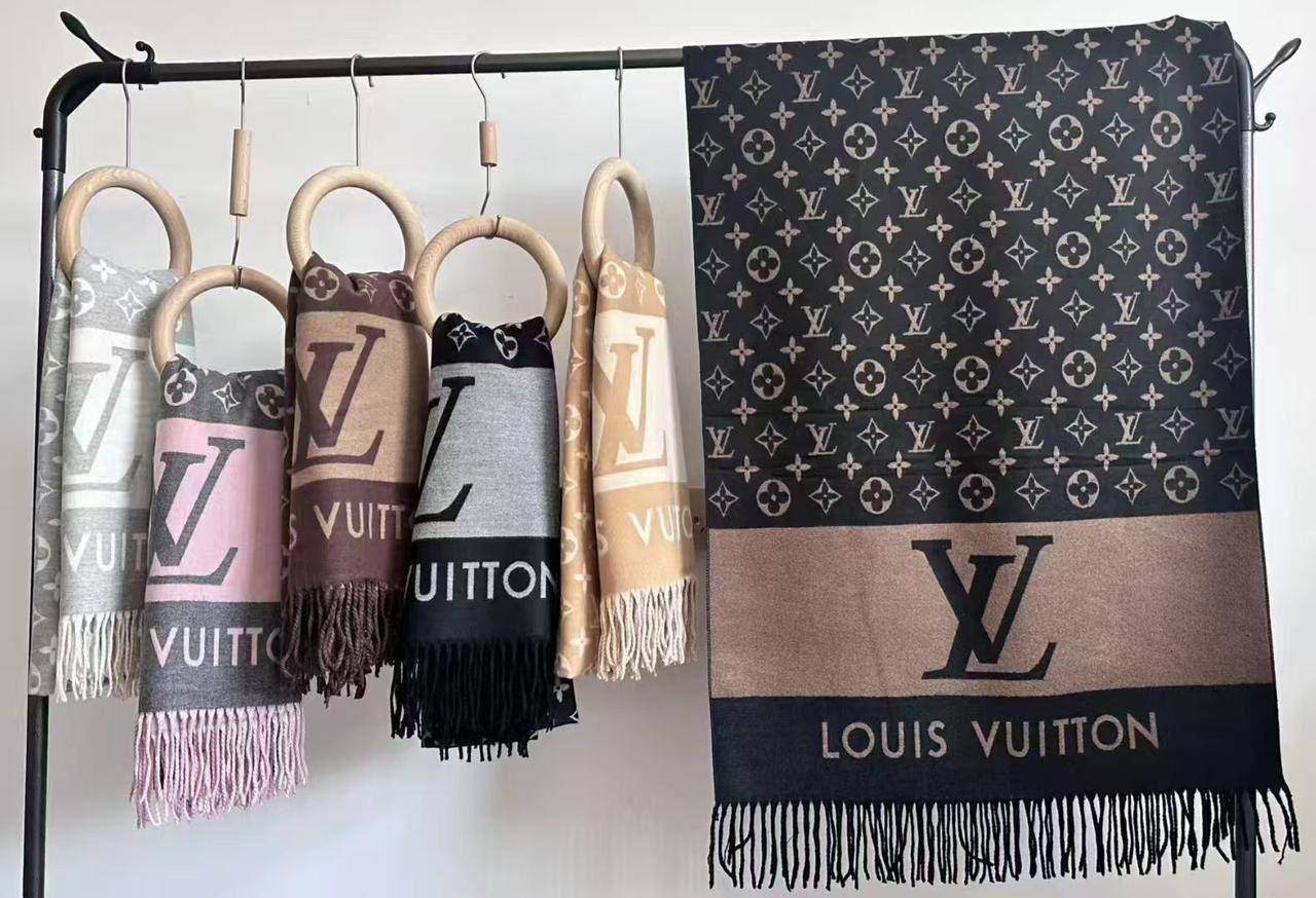 Winter scarf + Silk Scarf

45 dhs🪙🖤

Add Box 15 dhs🪙🖤

Zain93
♥️♥️♥️