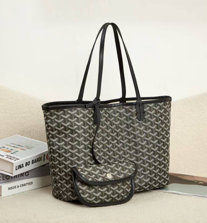 Goyard BAG 

GOOD QUALITY
*40 DHS*✅

Zain40
♥️♥️♥️