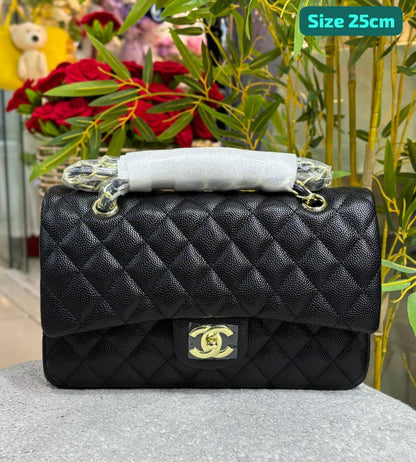Chanel
Good quality 
with box 
105 dhs💛

Zain186
♥️♥️♥️