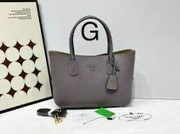 Prada
95 dhs✅ 

Zain72
♥️♥️♥️