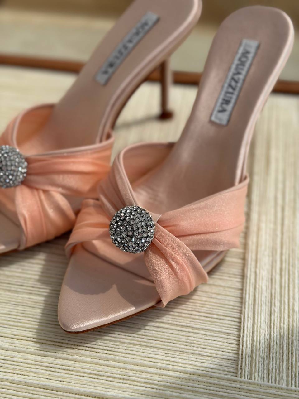 AQUAZZURA
QUALITY: SUPER MASTER 💥😍
SIZE:36 TO 41💥

450 dhs🇦🇪🇦🇪

Zain319
♥️♥️♥️