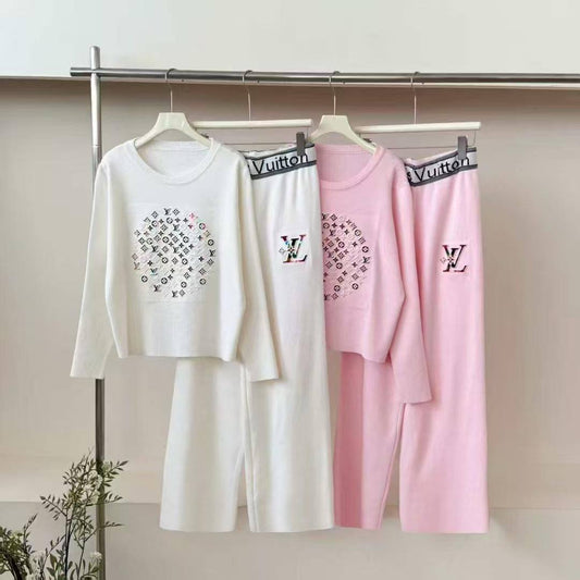 *New collections        
140 dhs✅
*good  quality  ✅
*Sizes: free size 
*AVAILABLE NOW*

Zain231
💓💓💓