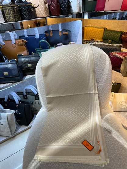 New
Cotton scarf 
45 dhs🪙🌨️

Zain93
♥️♥️♥️