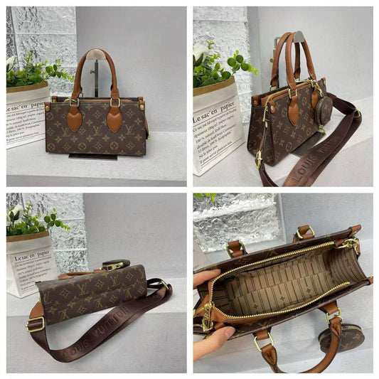 LV
25*14*9cm
75 dhs🪙💕

Zain17
♥️♥️♥️