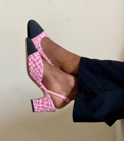 Chanel 

Vip quality 

Size:36 to 42

430 dhs🇦🇪🇦🇪

Zain113
♥️♥️♥️