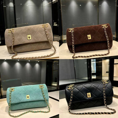chanel 

new arrival
350 dhs🇦🇪🇦🇪

#25cm🥰🥰

Zain228
♥️♥️♥️