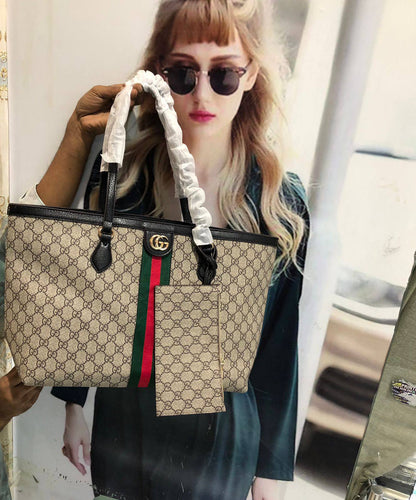 Gucci 
2in1
90 dhs🗽

Zain250
♥️♥️♥️