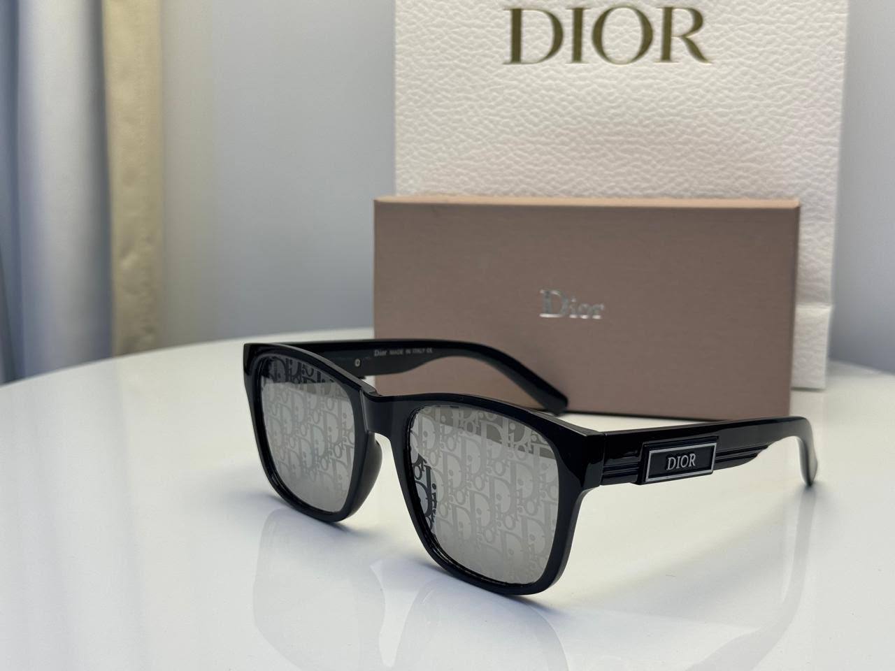 Sunglasses
65 dhs🇦🇪🇦🇪

Zain182
♥️♥️♥️