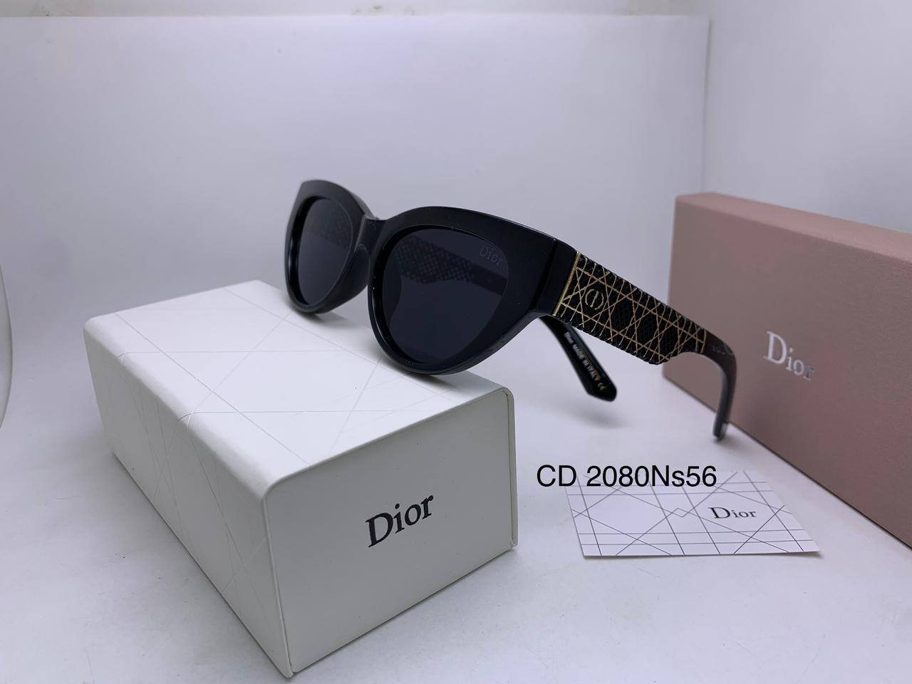 Dior
70 dhs✅

Zain126
♥️♥️♥️