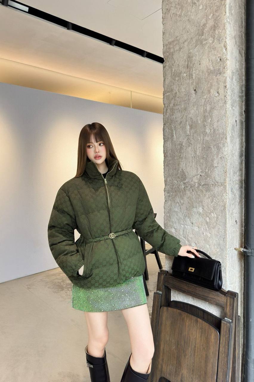 *New collections    
330 dhs🪙🌺
*good  quality  ♥️♥️
*Sizes:S M L xl* 
*AVAILABLE NOW*

Zain231
♥️♥️♥️