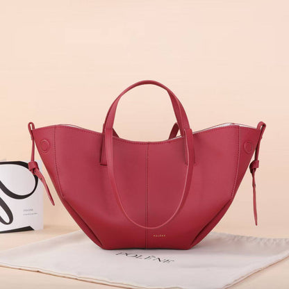 Polene

small 100 dhs🌺
big 110 dhs🌺

Zain143
♥️♥️♥️