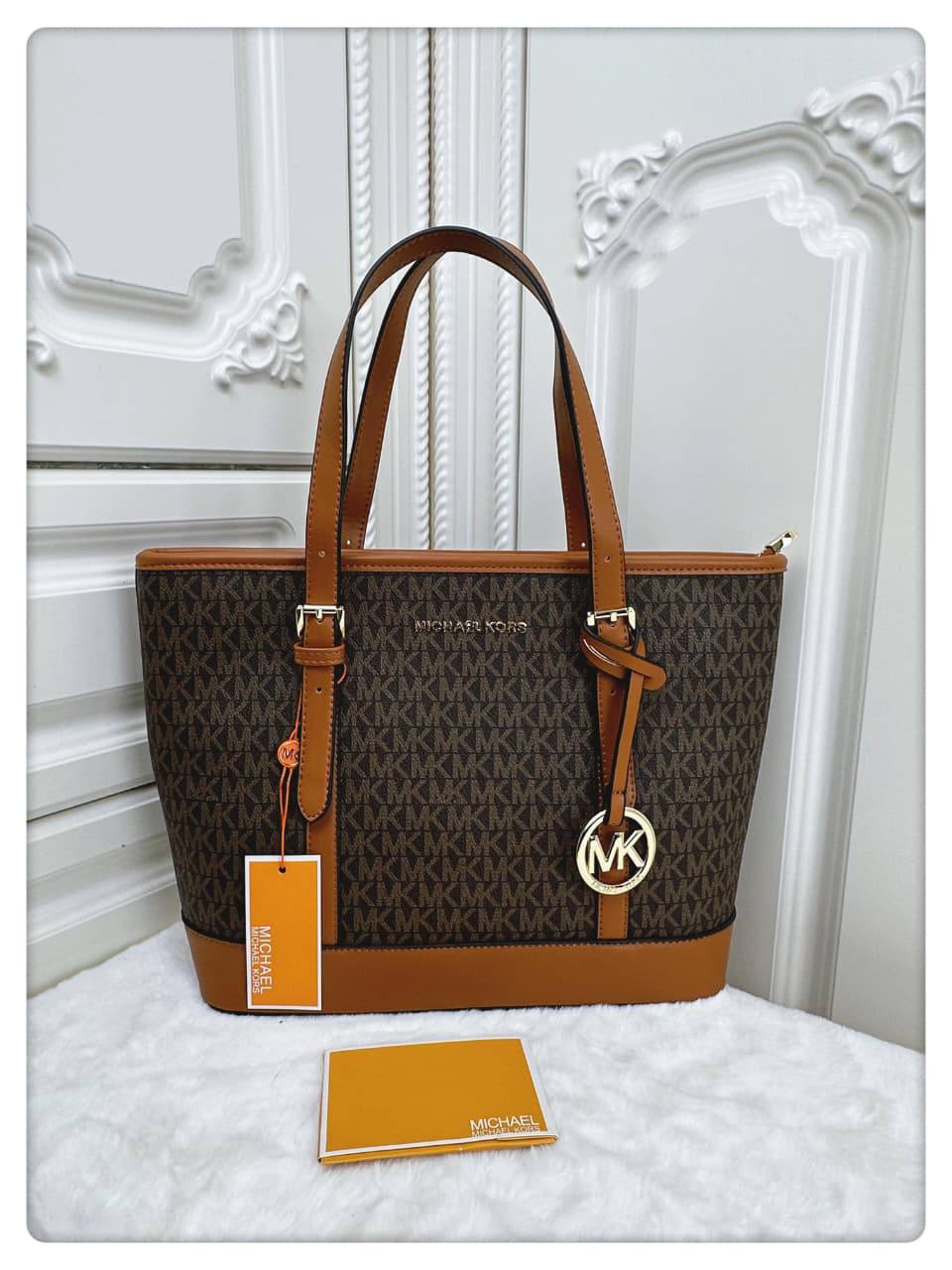 MK
high quality
36cm
110 dhs✅

Zain136
♥️♥️♥️