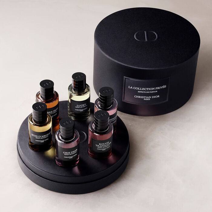 Dior Set
60 dhs✅

Zain01
♥️♥️♥️
