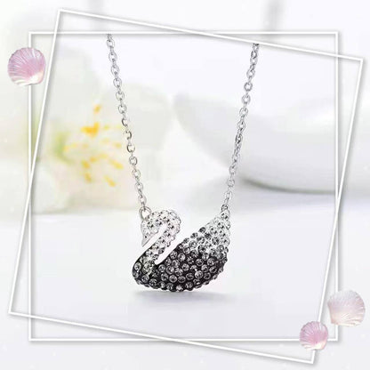 Swarovski Necklace* 🌺
Master Quality 

*45* AED normal box 🗃️

Zain48
♥️♥️♥️