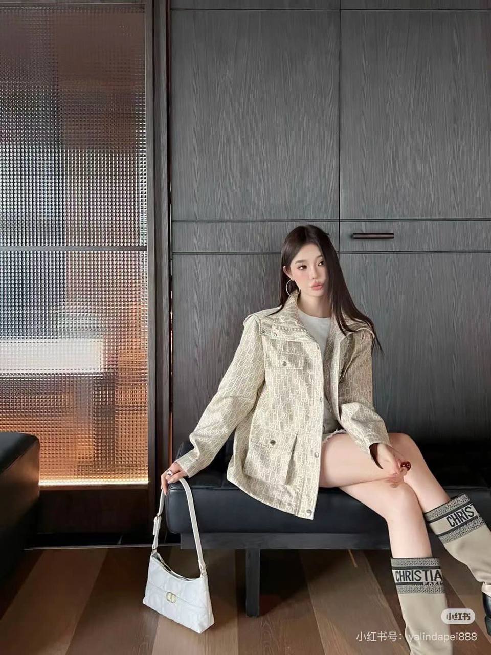 *New collections 💕💕   
280 dhs🪙
*good  quality  
*Sizes:S M L xl* 
*AVAILABL

Zain231
♥️♥️♥️